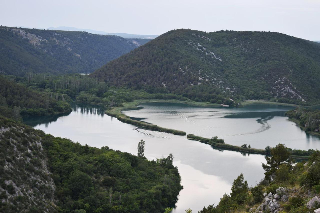 Matanovi Dvori-Krka National Park Hotel Lozovac Exterior photo